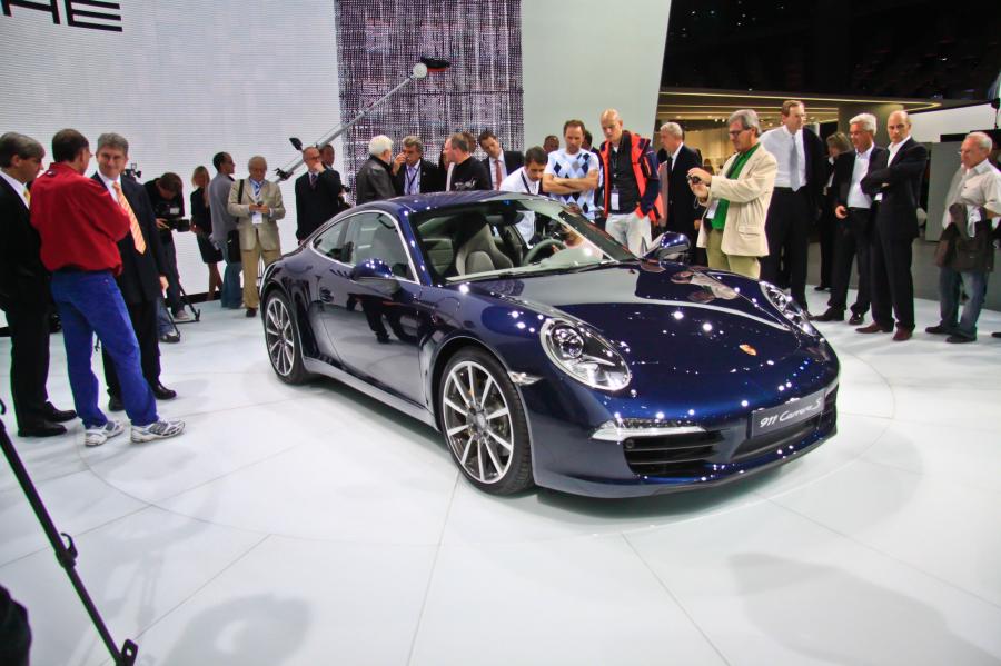  Porsche 911 Carrera 2011 года  (фото 47 из 47)